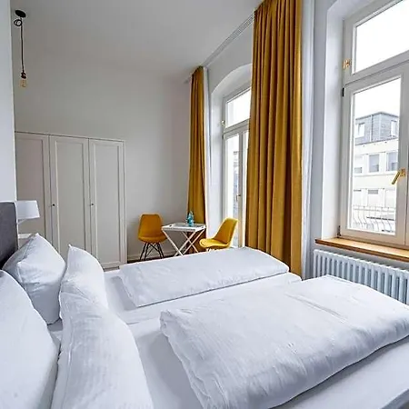 Otel Logierhaus Am Rathaus 3*