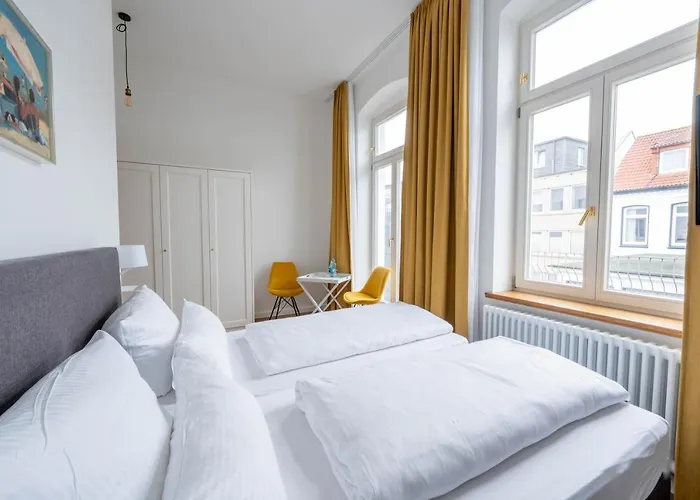 Logierhaus Am Rathaus Отель