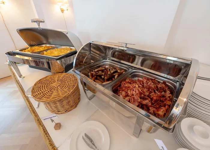 Отель Logierhaus Am Rathaus